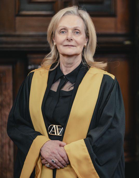 Professor Laura Viani